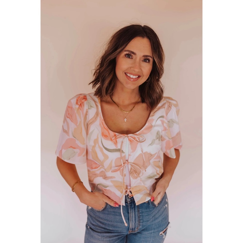 Abercrombie & Fitch Peach Floral Tie-Front Puff Sleeve Top